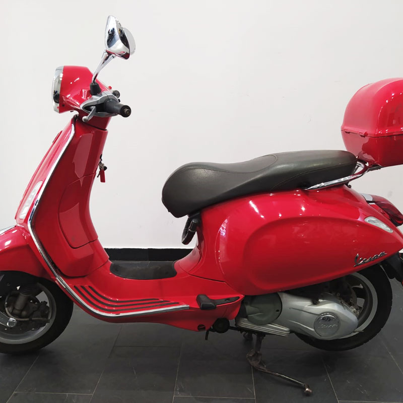 Vespa-125-Primavera-02