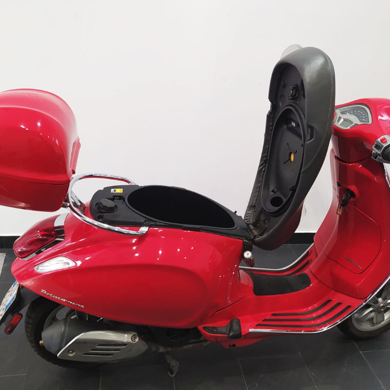 Vespa-125-Primavera-03